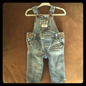 OshKosh B’gosh Baby Boys Overalls Sz 6 months